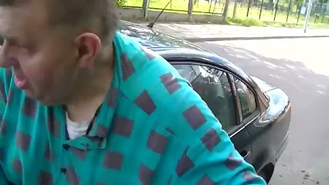 Wjazd auta na posesję. Pato syn? S01E200