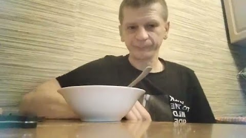 Zupkę zrobiłem z parówkami Barszcz czewony S01E642