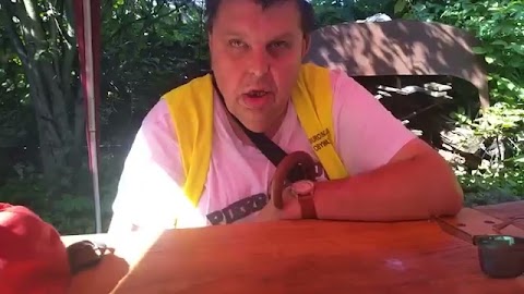 Krzysiek mówi do majora S01E20