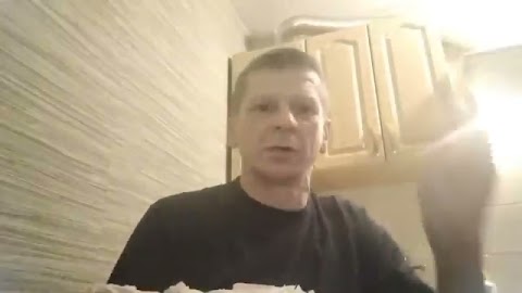 Muj poranek cherbatka zielona trzy kanapki S01E821