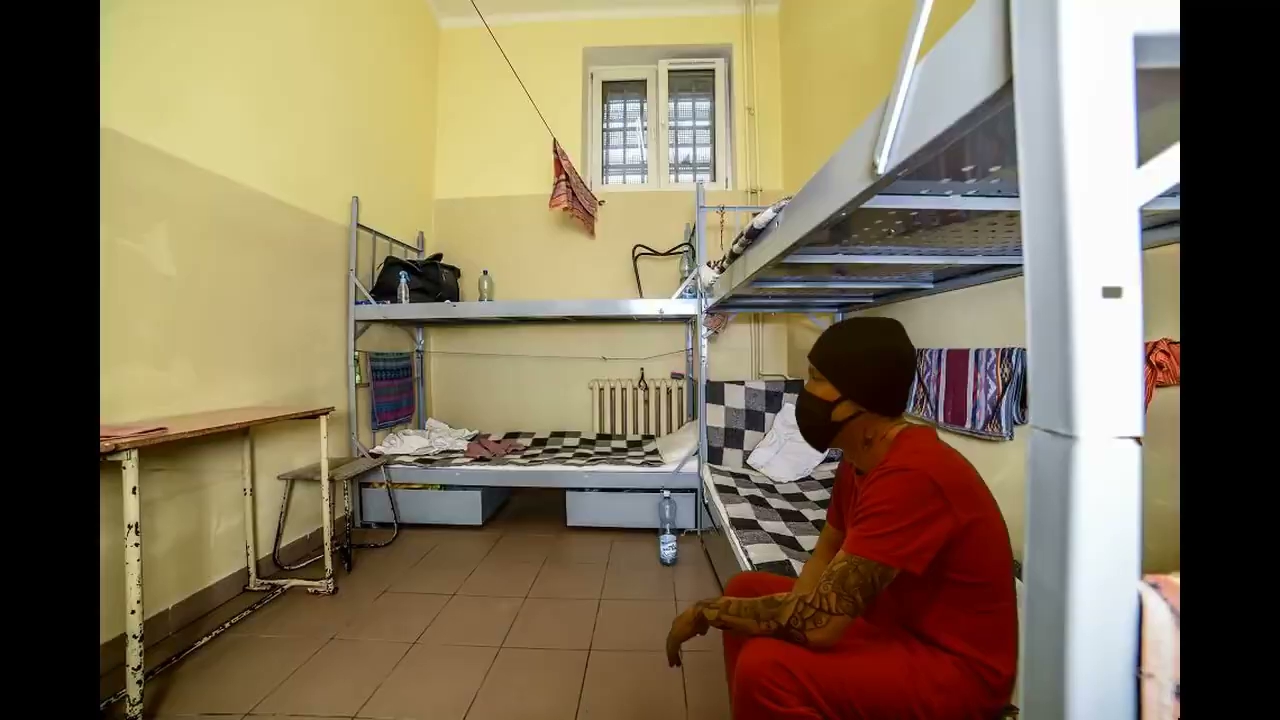 Cela 207 odc.3 Telefon od naczelnika S01E185