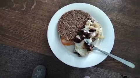 Pokazuje moje siniedanie jem S01E737