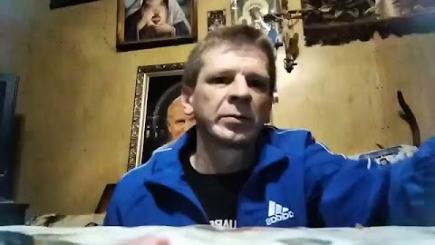 Wykąpałem się, muszę sprawy swoje załatwić! S01E302