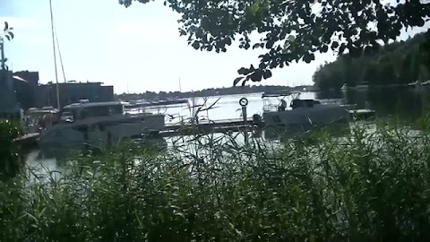 OBLOPDAJ PODRUSZ NA SPAŃAŁE MIEJSCA S01E266