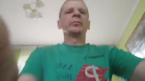 Jem truskawki z simietanq S01E1854