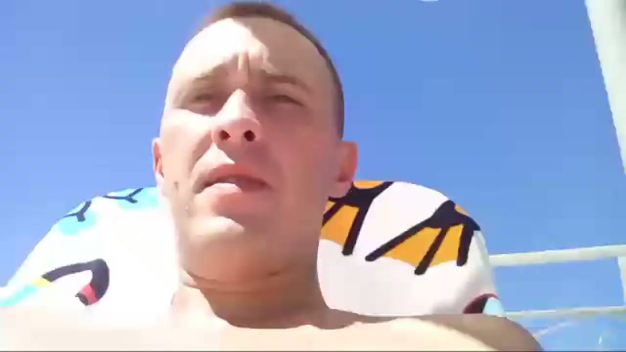 Test Internetu W Grecji S01E331