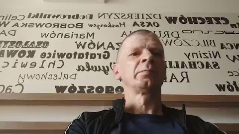 Blem u komornika S01E1898