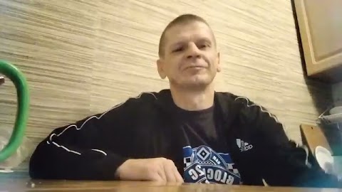 Miałem ochotę na poczka to ziadlem bo wczesniej knur dla mnie zabieral!!!!! S01E1180