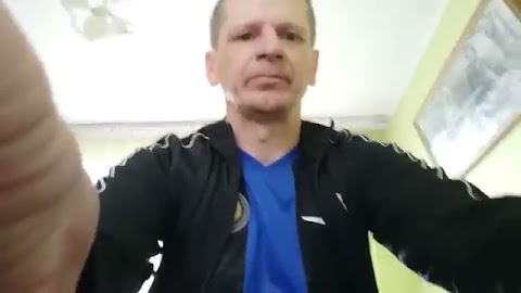 Jem sobie kiełbasę surowa wiejska psznq jest👍 S01E1666