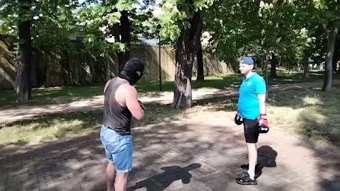 Sparing z trenerem  ,,Speluna MMA' dzień sądu  1 czerwca S01E182