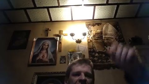 Kolacje takq jem serek ziulty  z maselkjem i cherbatka ciepla S01E1208