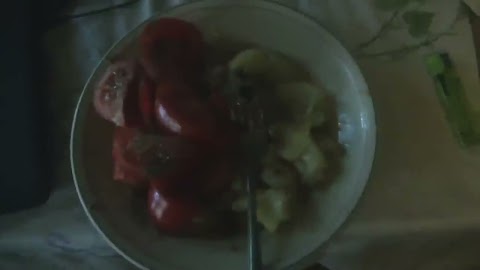 Tomoje śniedanie skromne jest S01E318