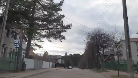 Fekaliada oraz kamery w drewnianym domku S01E628