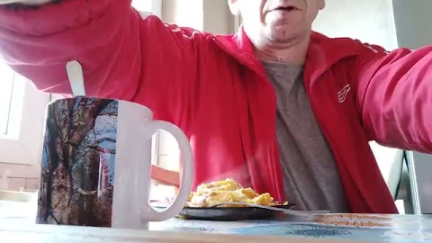 Jajecznicę jem na siniedanie S01E1695