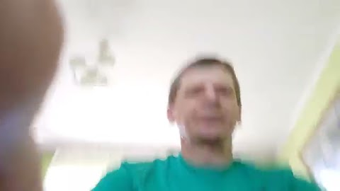 Mleko siadłe z kiełbasą i z chlebkiem z zrana S01E1813