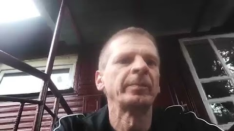 Przepraszam wczoraj Krulowa zmarla S01E258