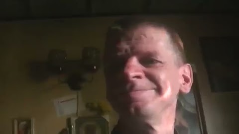 Kononowicz zamawia czarną limuzynę S01E629