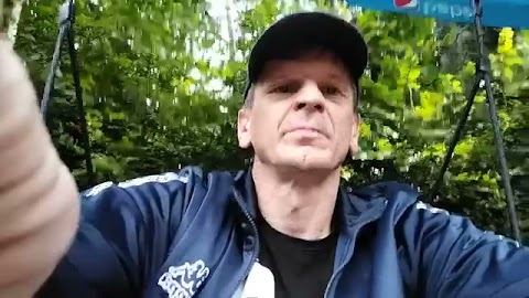 Jestem na wczasach cudownym miejscu S01E216