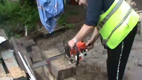 Uruchomiona piła piłujemy S01E1121